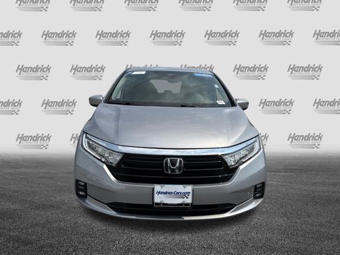 Certified 2024 Honda Odyssey Touring image 3