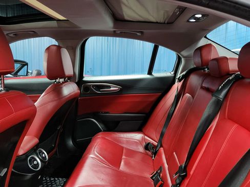 Used 2017 Alfa Romeo Giulia Ti image 19