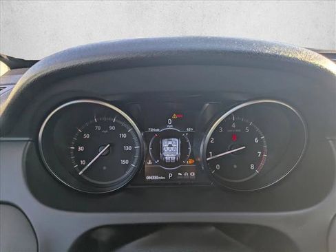 Used 2018 Land Rover Discovery Sport SE AWD/4WD image 10