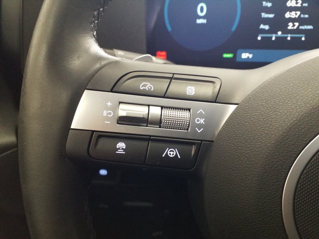 Used 2024 Hyundai Kona SEL FWD image 4