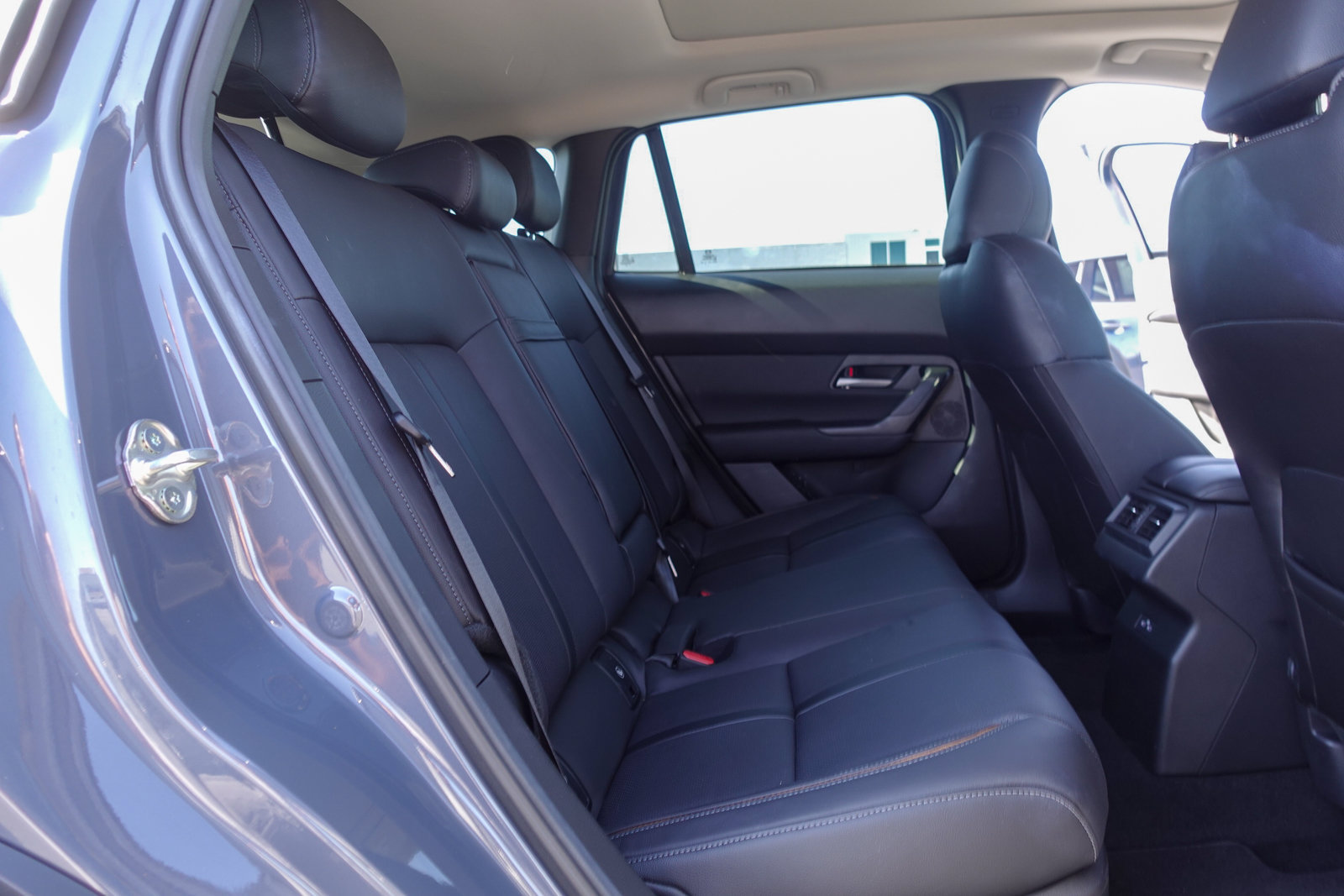 Used 2026 MAZDA CX-50 AWD 2.5 Hybrid w/ Weather Package image 16
