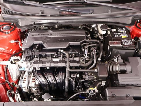 Used 2025 Kia K4 LXS image 18