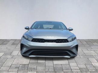 Used 2024 Kia Forte LXS FWD video 2