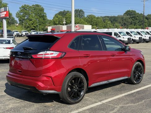 Certified 2022 Ford Edge ST-Line image 2