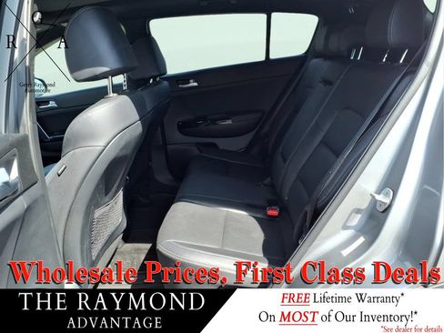 Used 2020 Kia Sportage S w/ S Premium Package AWD/4WD image 13