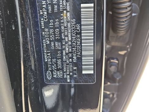 Used 2017 Genesis G90 3.3T Premium RWD image 30