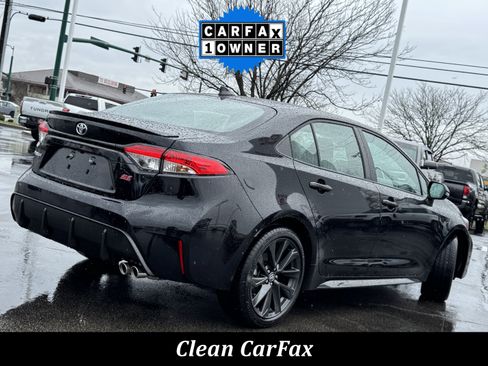 Used 2026 Toyota Corolla SE image 3