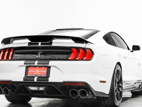 Used 2022 Ford Mustang Shelby GT500 w/ Technology Package image 9