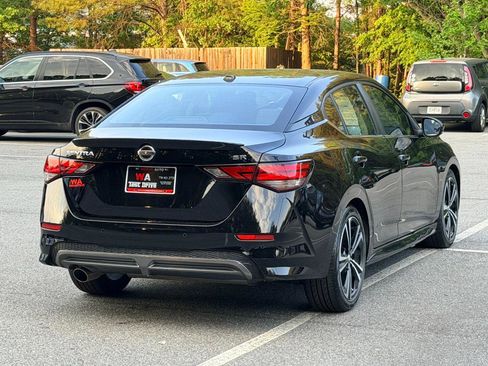 Used 2022 Nissan Sentra SR FWD image 4