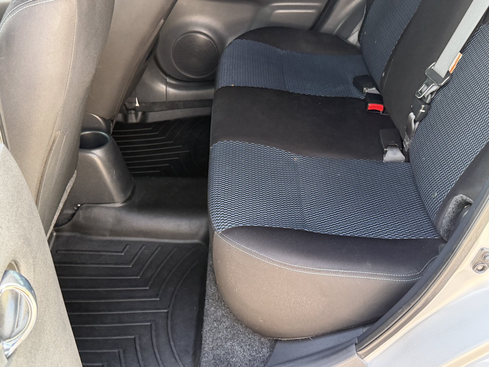 Used 2018 Nissan Versa Note SV FWD image 24