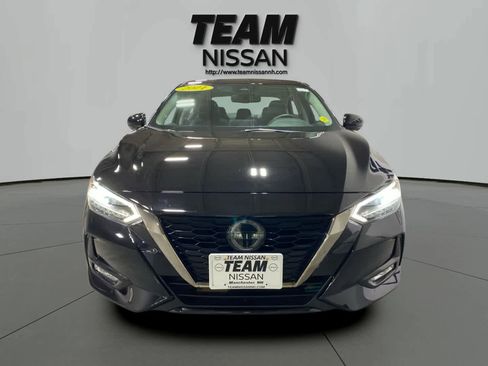 Used 2021 Nissan Sentra SR w/ SR Premium Package image 2