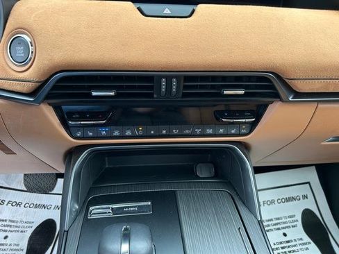 Used 2024 MAZDA CX-90 3.3 Turbo S w/ Premium Plus image 19