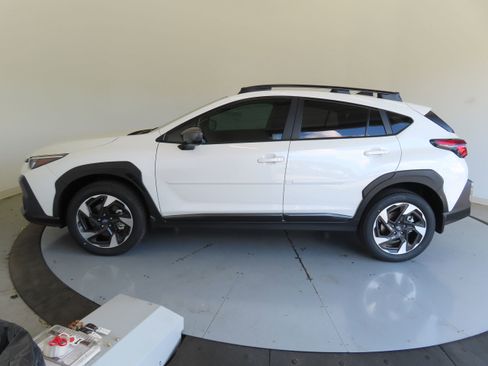 New 2026 Subaru Crosstrek 2.5i Limited AWD/4WD image 7