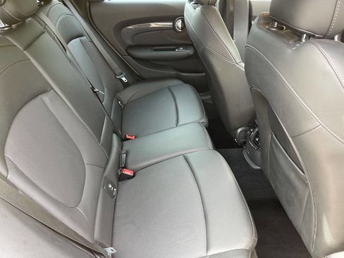 Used 2019 MINI Cooper Clubman S image 14