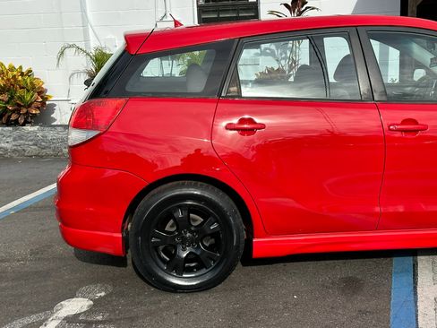 Used 2004 Toyota Matrix image 18