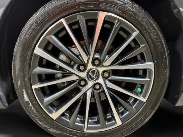 Used 2024 Lexus ES 350 w/ Premium Package FWD image 32