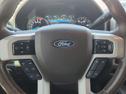Used 2018 Ford F250 King Ranch w/ King Ranch Ultimate Package AWD/4WD image 19