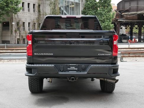 Used 2019 Chevrolet Silverado 1500 Custom Trail Boss w/ Custom Convenience Package AWD/4WD image 11