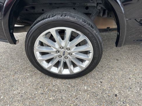 Used 2019 Ford F150 Limited w/ Trailer Tow Package image 25