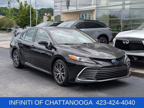 Used 2023 Toyota Camry XLE FWD image 9