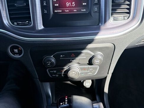 Used 2015 Dodge Charger SE w/ Sport Appearance Group RWD image 22