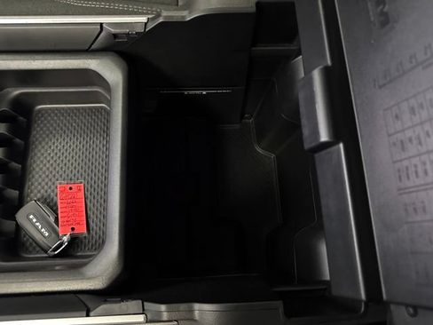 Used 2022 RAM 1500 Big Horn AWD/4WD image 48