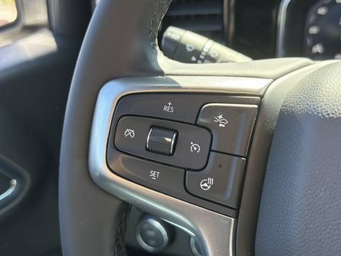 Used 2023 Chevrolet Silverado 1500 LT AWD/4WD image 20