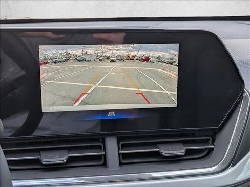 New 2026 Chevrolet Trax LT w/ Driver Confidence Package image 13