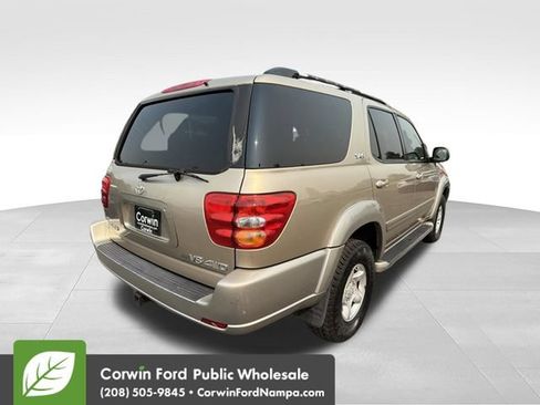 Used 2001 Toyota Sequoia SR5 AWD/4WD image 5