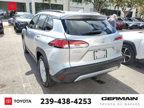 Certified 2024 Toyota Corolla Cross LE image 9