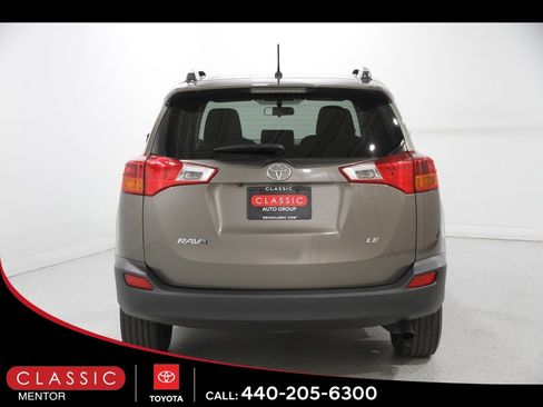 Used 2014 Toyota RAV4 LE image 18