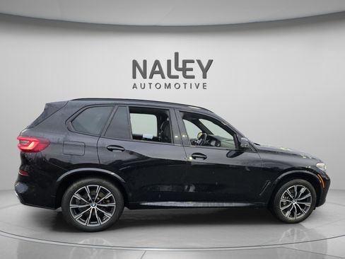 Used 2022 BMW X5 xDrive40i w/ M Sport Package image 5