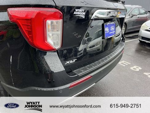 Certified 2022 Ford Explorer XLT w/ Equipment Group 202A AWD/4WD image 10