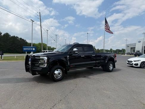 Used 2024 Ford F350 Platinum w/ FX4 Off-Road Package AWD/4WD image 3