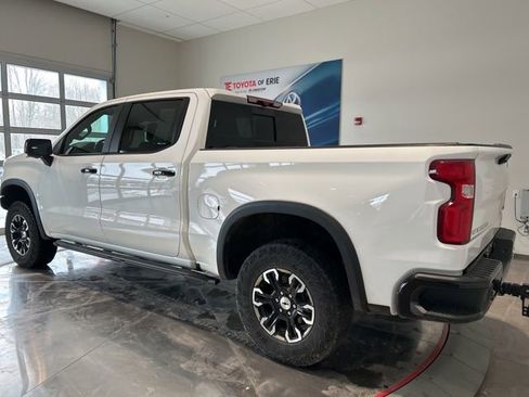Used 2023 Chevrolet Silverado 1500 ZR2 w/ Technology Package image 5