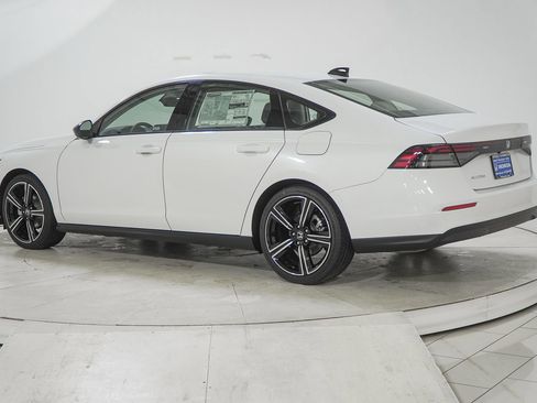 New 2026 Honda Accord SE image 6