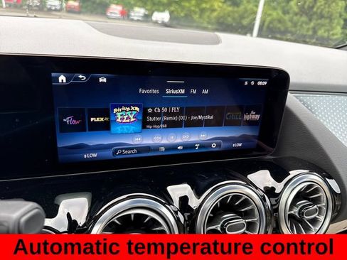Used 2025 Mercedes-Benz GLA 250 4MATIC image 18