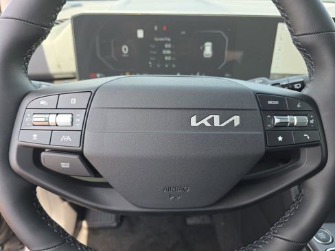 New 2026 Kia Sportage SX FWD image 33