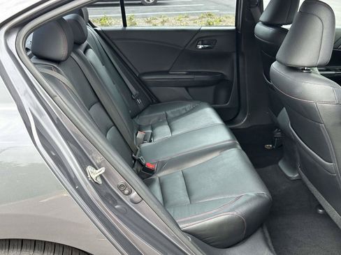 Used 2017 Honda Accord Sport Special Edition image 7