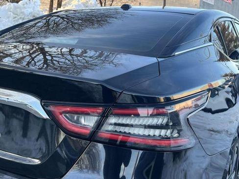 Used 2019 Nissan Maxima 3.5 S w/ Floor Mat Group image 10