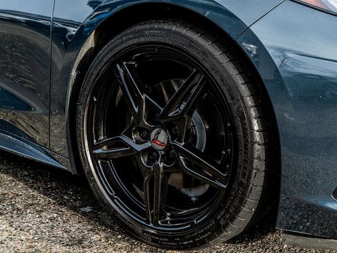 Used 2020 Chevrolet Corvette Stingray Coupe w/ 1LT image 15