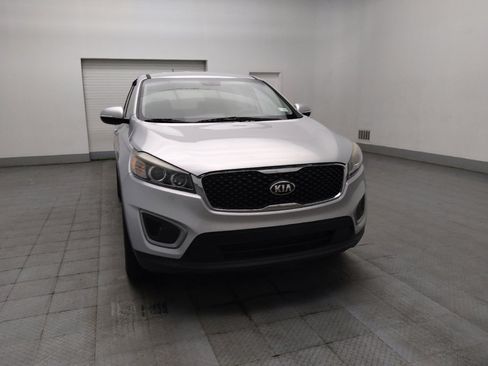 Used 2017 Kia Sorento L FWD image 14