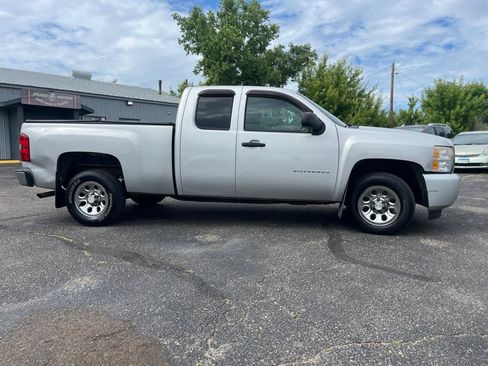 Used 2011 Chevrolet Silverado 1500 LS RWD image 4