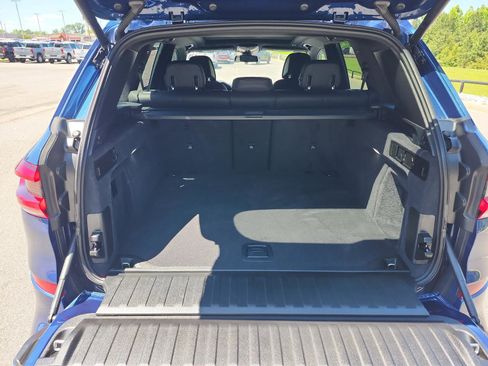 Used 2023 BMW X5 M50i w/ Climate Comfort Package AWD/4WD image 11