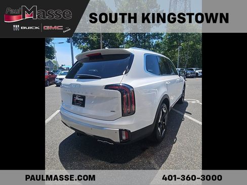 Used 2024 Kia Telluride EX w/ EX Captain's Chair Package AWD/4WD image 7