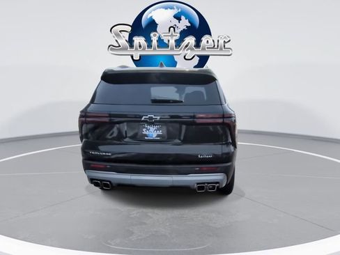 New 2026 Chevrolet Traverse LT w/ Driver Confidence Package FWD image 7