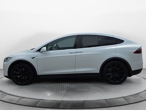 Used 2020 Tesla Model X Long Range AWD/4WD image 2