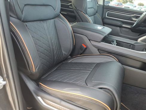 Used 2026 RAM 1500 Tungsten w/ Trailer Tow Group image 7