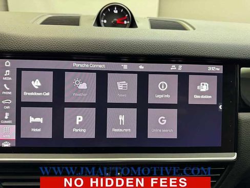 Used 2021 Porsche Cayenne image 29