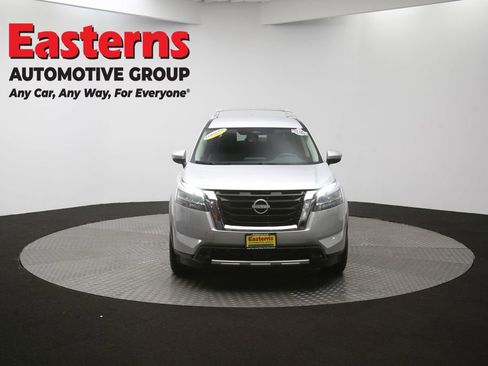 Used 2023 Nissan Pathfinder SL image 51